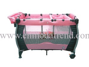 kız bebekler için bebek beşiği