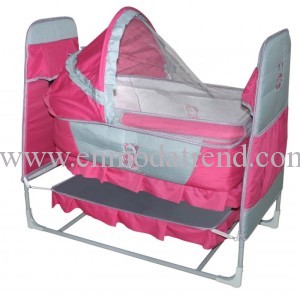 yenidoğan bebek beşiği