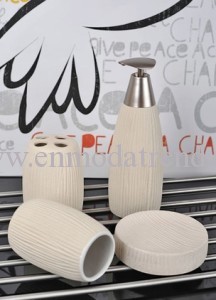 4 Parça Stonware Banyo Seti fildişi
