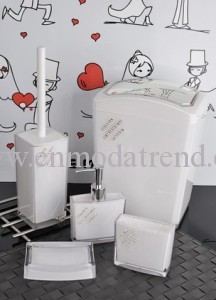 Elegans Serisi Swarovski Taş İşlemeli Akrilik Banyo setleri