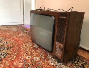antika tip telefunken siyah beyaz tüplü televizyon