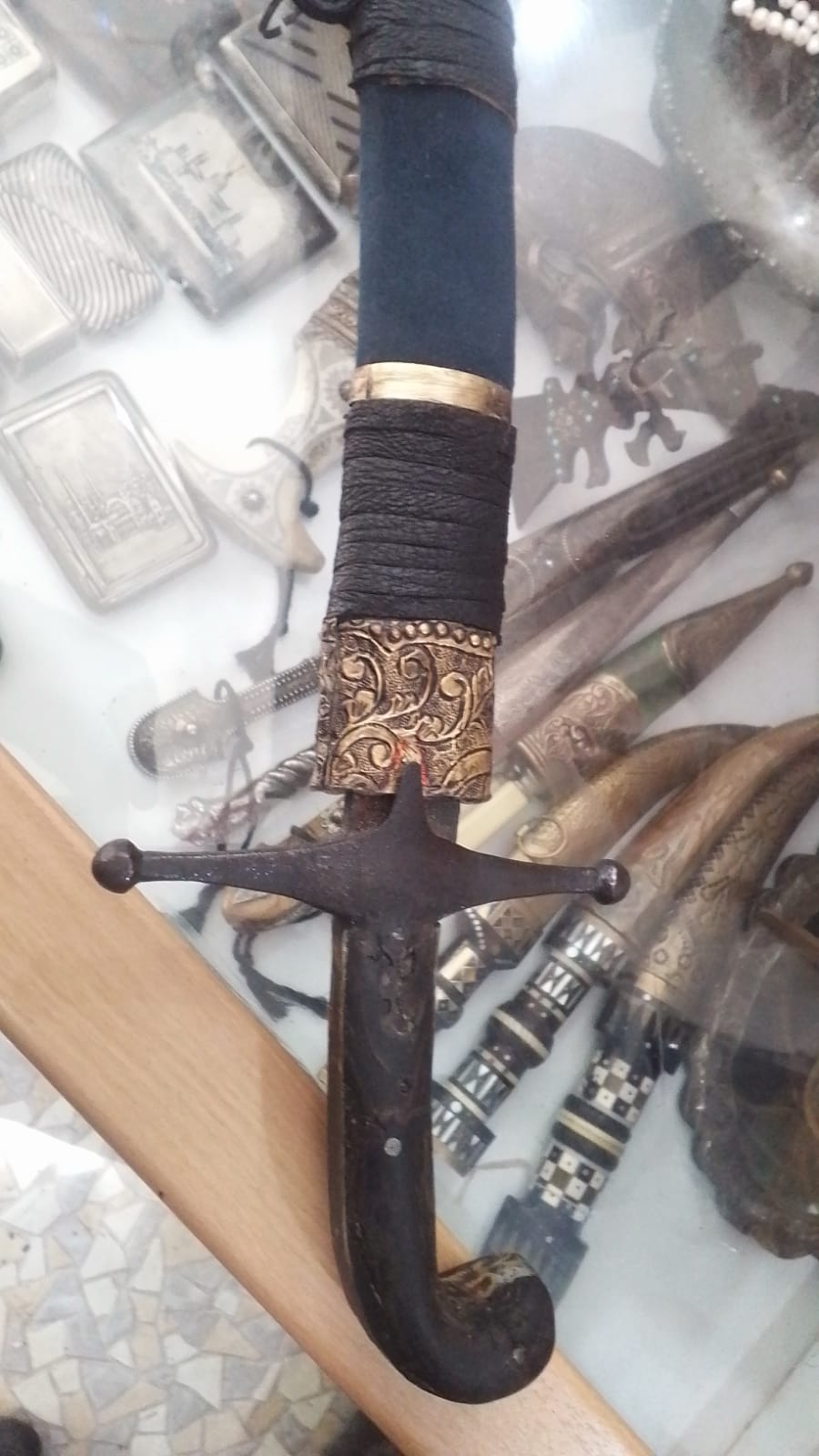 antika kılıç