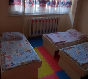 4-5-6 yaş arası ikinci el kreş yatak baza 250 TL