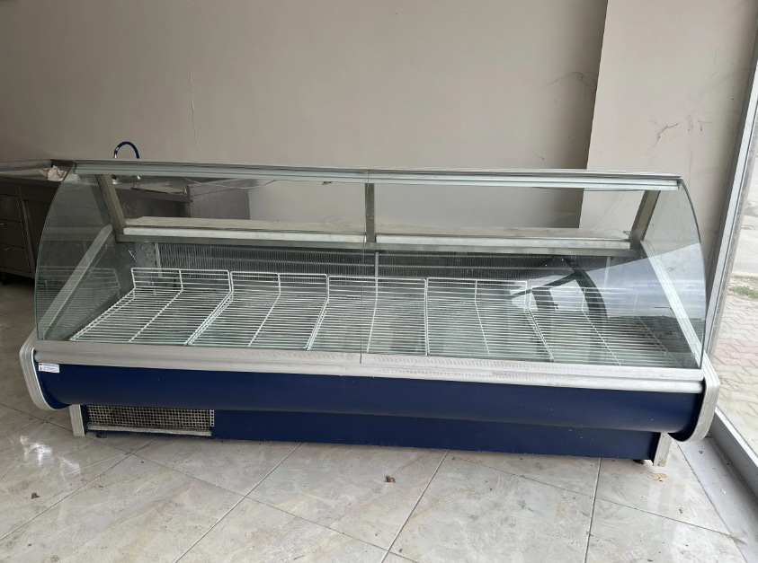 ikinci el kasap dolabi 1